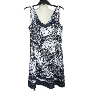 I.N. Studio Black and White Floral Dress Size 14